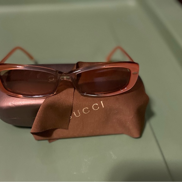 Gucci Prescription Eyeglass - Picture 3 of 6